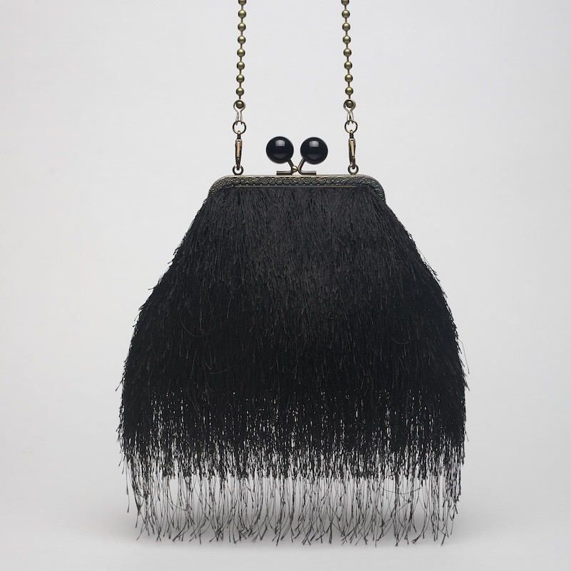 Bolso boquilla bolas Flecos negro
